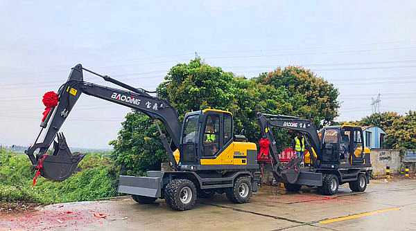 BD95W輪式挖掘機(jī)型號